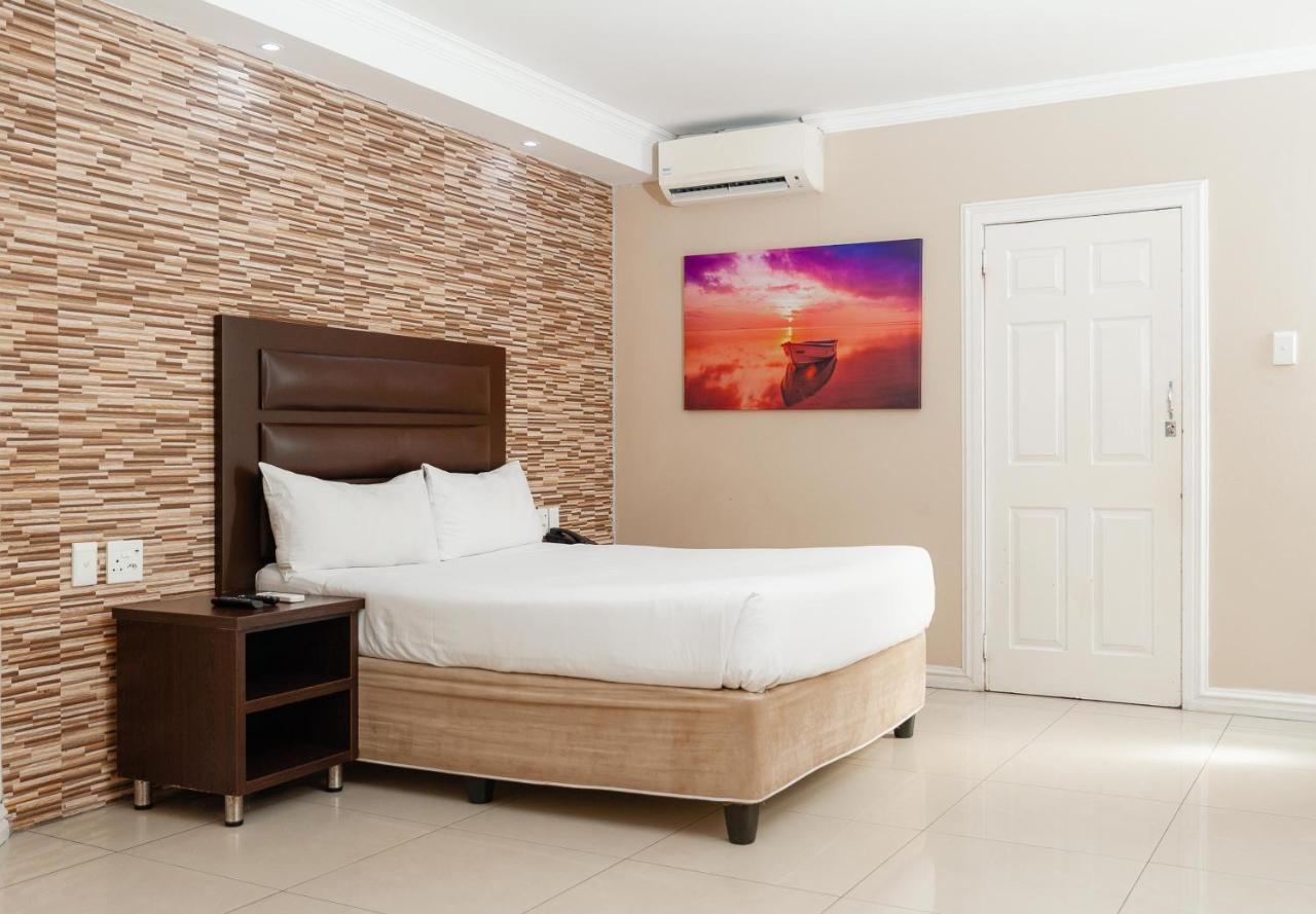 Bayside Hotel 100 Pixley Kaseme Street Durban Exteriör bild